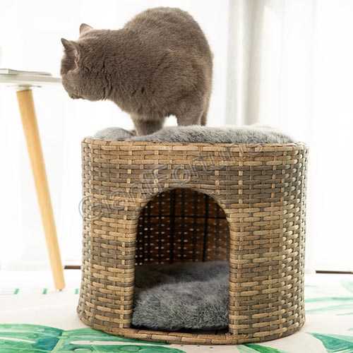 Removable All Season Rattan Cat House